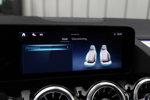 Mercedes-Benz GLA 250e AMG | 218PK | Head-up | Keyless-go | Burmester | Pano | Stuurwielverw. | Sfeerverlichting | Memory | Alpine grey | 2024.