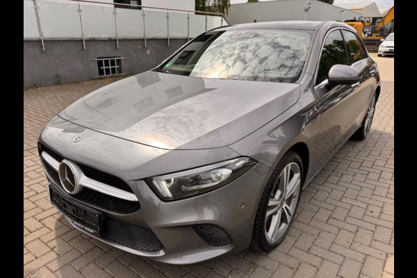 Mercedes-Benz A-Klasse 250 e ** MULTIBEAM LED, PANO, LEDER, MEMORY, 19-inch LMV, 2-zone AIRCO, ACC ** UNFALLFREI ** ** INFORMEER OOK NAAR ONZE AANTREKKELIJKE FINANCIAL-LEASE TARIEVEN **