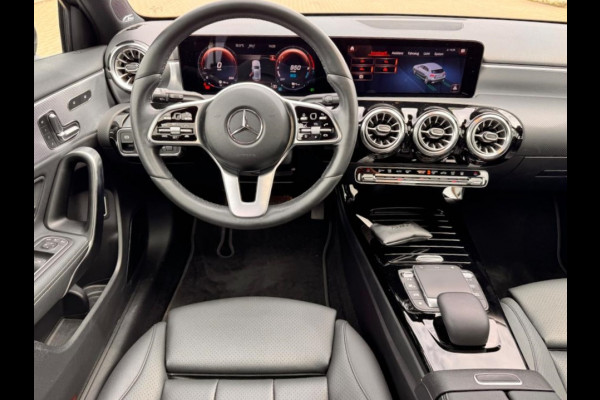 Mercedes-Benz A-Klasse 250 e ** MULTIBEAM LED, PANO, LEDER, MEMORY, 19-inch LMV, 2-zone AIRCO, ACC ** UNFALLFREI ** ** INFORMEER OOK NAAR ONZE AANTREKKELIJKE FINANCIAL-LEASE TARIEVEN **