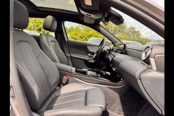 Mercedes-Benz A-Klasse 250 e ** MULTIBEAM LED, PANO, LEDER, MEMORY, 19-inch LMV, 2-zone AIRCO, ACC ** UNFALLFREI ** ** INFORMEER OOK NAAR ONZE AANTREKKELIJKE FINANCIAL-LEASE TARIEVEN **