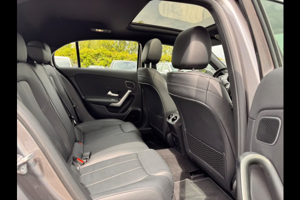 Mercedes-Benz A-Klasse 250 e ** MULTIBEAM LED, PANO, LEDER, MEMORY, 19-inch LMV, 2-zone AIRCO, ACC ** UNFALLFREI ** ** INFORMEER OOK NAAR ONZE AANTREKKELIJKE FINANCIAL-LEASE TARIEVEN **