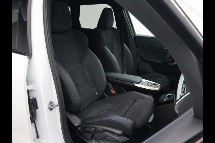 BMW iX1 eDrive20 67 kWh M-SPORT *46 KM NIEUW* + PANORAMA | PREMIUM | 19 INCH | M-REMMEN