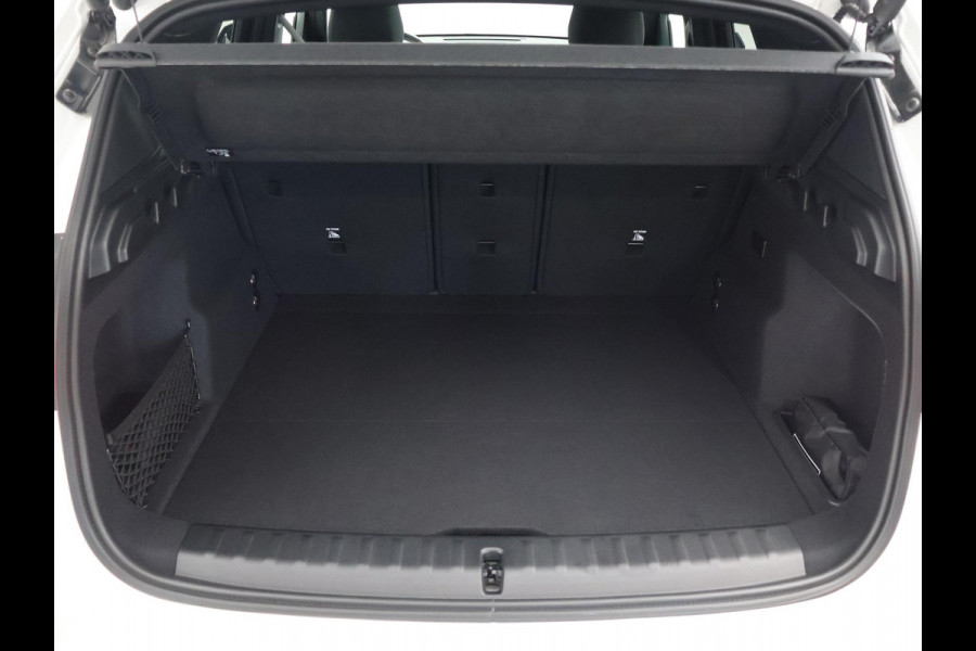 BMW iX1 eDrive20 67 kWh M-SPORT *46 KM NIEUW* + PANORAMA | PREMIUM | 19 INCH | M-REMMEN