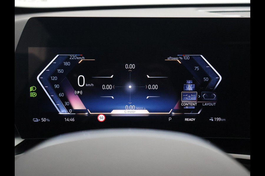 BMW iX1 eDrive20 67 kWh M-SPORT *46 KM NIEUW* + PANORAMA | PREMIUM | 19 INCH | M-REMMEN