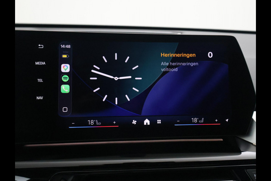 BMW iX1 eDrive20 67 kWh M-SPORT *46 KM NIEUW* + PANORAMA | PREMIUM | 19 INCH | M-REMMEN