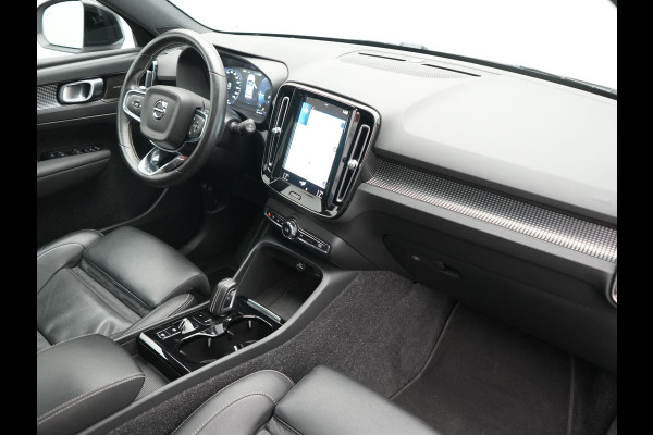 Volvo XC40 T5 Recharge R-Design PHEV 262pk Dealer O.H. | Panodak | Adaptive Cruise | 360 Camera | Harman / Kardon | Blis | Keyless | Apple Carplay | Navigatie | DAB | Virtual Cockpit | Pilot Assist | 19"L.M | Plug In Hybrid |