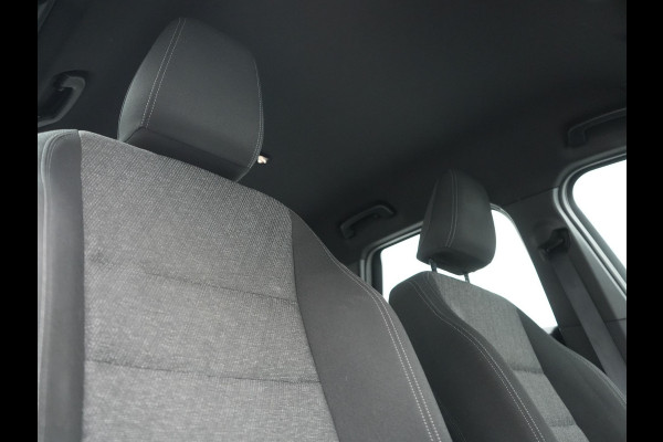 BMW iX1 xDrive30 67 kWh 313pk Dealer O.H. | Trekhaak Af Fabriek | Camera | Adaptief M Onderstel | Voorstoelen Verwarmd | Blis | Keyless | Apple Carplay | Adaptive LED | Sfeerverlichting | Widescreen Navi | DAB |
