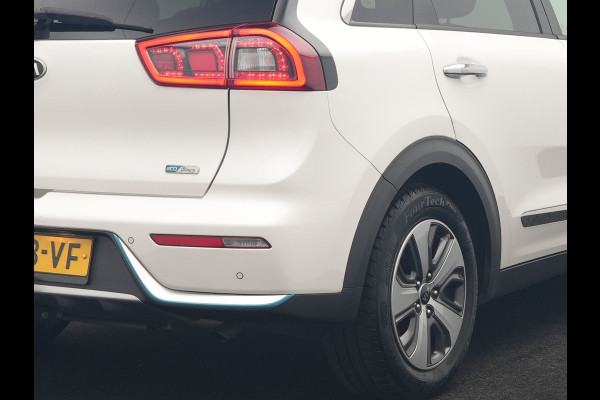 Kia Niro 1.6 GDi DynamicLine PHEV 141pk | Trekhaak | Adaptive Cruise | Achteruitrijcamera | Apple Carplay/Android Auto | Navigatie | 16"L.M | Lane Assist | Plug In Hybrid |