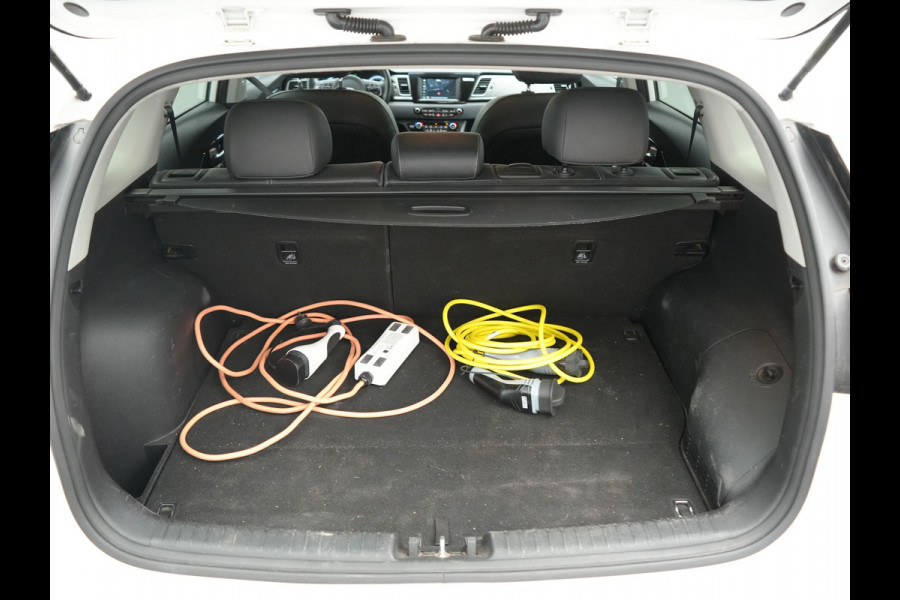 Kia Niro 1.6 GDi DynamicLine PHEV 141pk | Trekhaak | Adaptive Cruise | Achteruitrijcamera | Apple Carplay/Android Auto | Navigatie | 16"L.M | Lane Assist | Plug In Hybrid |