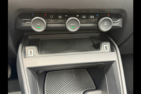 Citroën C4 1.2 Puretech Feel Pack | Navigatie | Cruise | Camera | Airco | Head-up Display | 18'.