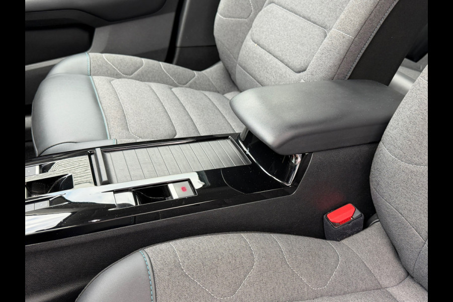 Citroën C4 1.2 Puretech Feel Pack | Navigatie | Cruise | Camera | Airco | Head-up Display | 18'.