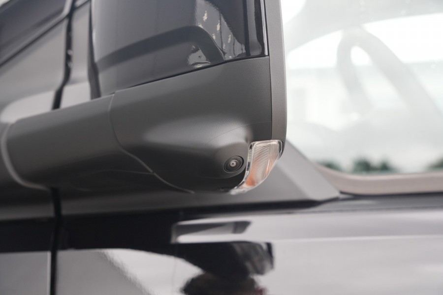 Ford E-Transit Custom 340 L2H1 Sport 71 kWh 218pk - 2x Schuif - ACC - B&O - Navi - Stoel/Stuurverwarming - 360 Camera - Trekhaak - Rijklaar