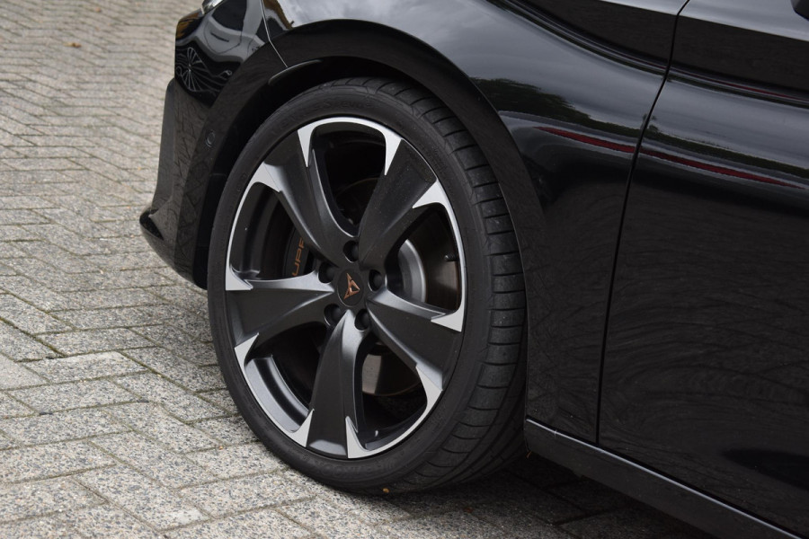 CUPRA Leon Sportstourer 2.0 TSI 245PK Keyless Lane ACC