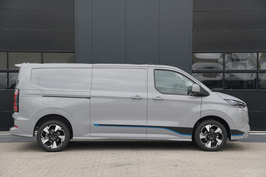 Ford E-Transit Custom 340 L2H1 Sport 71 kWh 218pk - 2x Schuif - ACC - B&O - Navi - Stoel/Stuurverwarming - 360 Camera - Trekhaak - Rijklaar