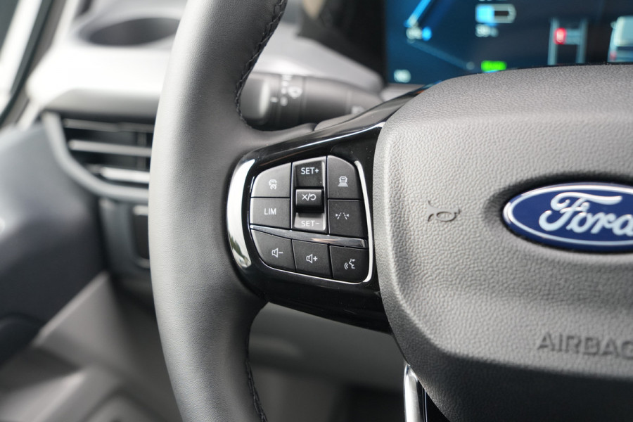 Ford E-Transit Custom 340 L2H1 Sport 71 kWh 218pk - 2x Schuif - ACC - B&O - Navi - Stoel/Stuurverwarming - 360 Camera - Trekhaak - Rijklaar