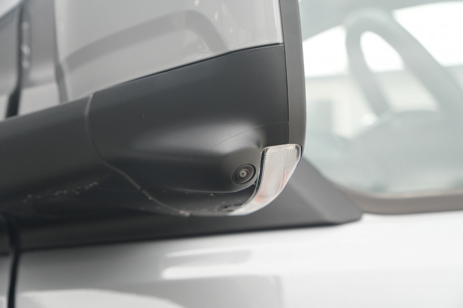 Ford E-Transit Custom 340 L2H1 Sport 71 kWh 218pk - 2x Schuif - ACC - B&O - Navi - Stoel/Stuurverwarming - 360 Camera - Trekhaak - Rijklaar