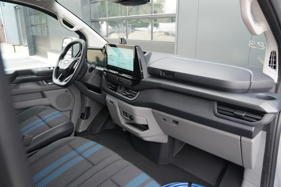 Ford E-Transit Custom 340 L2H1 Sport 71 kWh 218pk - 2x Schuif - ACC - B&O - Navi - Stoel/Stuurverwarming - 360 Camera - Trekhaak - Rijklaar