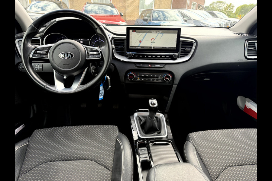 Kia Xceed 1.0 T-GDi 120pk DynamicLine 18''Lmv, Camera, Trekhaak, App Connect
