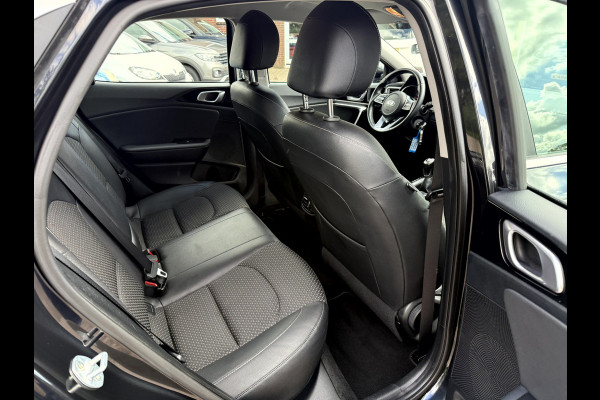 Kia Xceed 1.0 T-GDi 120pk DynamicLine 18''Lmv, Camera, Trekhaak, App Connect