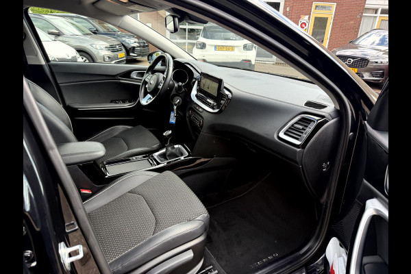Kia Xceed 1.0 T-GDi 120pk DynamicLine 18''Lmv, Camera, Trekhaak, App Connect