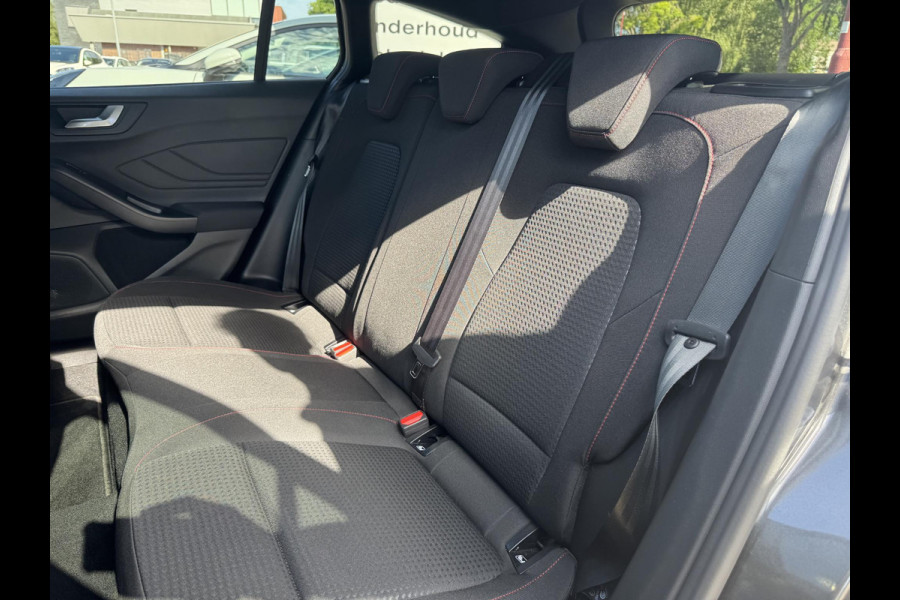 Ford FOCUS Wagon 1.0 EcoBoost Hybrid ST Line | Winter Pack | Driver Assistance Pack | Adaptive cruise control | Camera