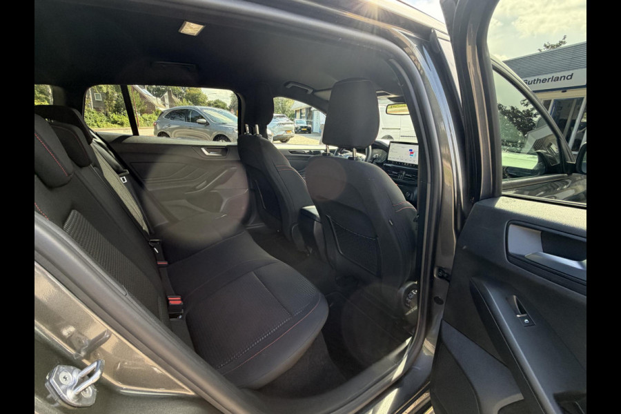 Ford FOCUS Wagon 1.0 EcoBoost Hybrid ST Line 125 pk | Winter Pack | Driver Assistance Pack | Adaptive cruise control