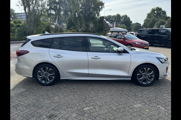 Ford FOCUS Wagon 1.0 EcoBoost Hybrid ST Line 125pk | Adaptieve Cruise | Winterpack | SYNC4 | Achteruitrijcamera | Dodehoeksensoren