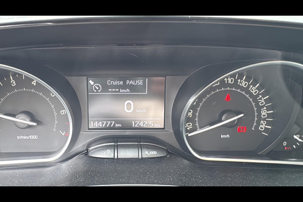 Ford FOCUS Wagon 1.0 EcoBoost Hybrid ST Line X 155pk Automaat | Trekhaak | Winter Pack | Adaptive cruise control | Bang&Olufsen | AGR-stoelen