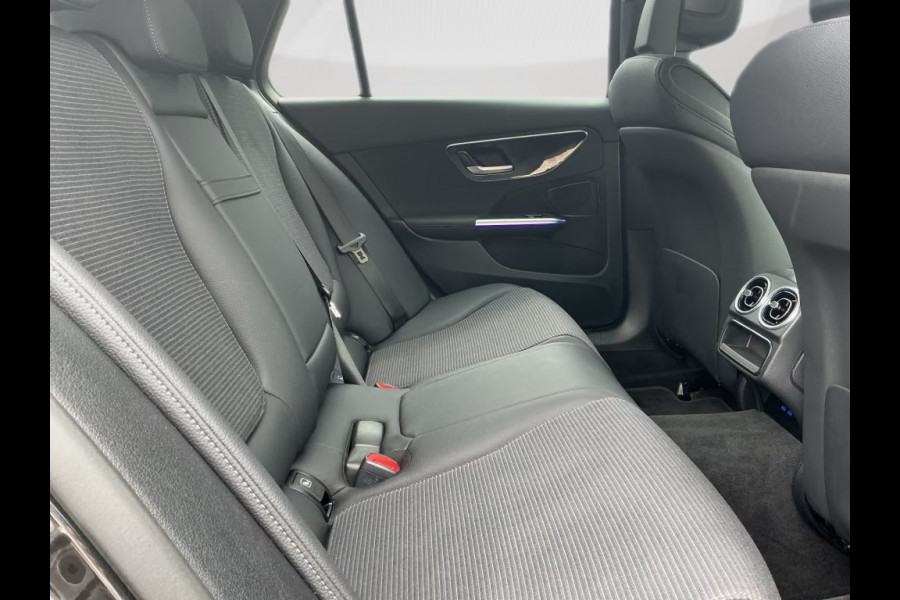 Mercedes-Benz C-Klasse Estate 300e T AVANTGARDE ** LED, TREKH, MEMORY, WINTER- & SPIEGEL-PACK, 18-inch LMV ** Ex MB-AG - 12.756 km. ** ** INFORMEER OOK NAAR ONZE AANTREKKELIJKE FINANCIAL-LEASE TARIEVEN **