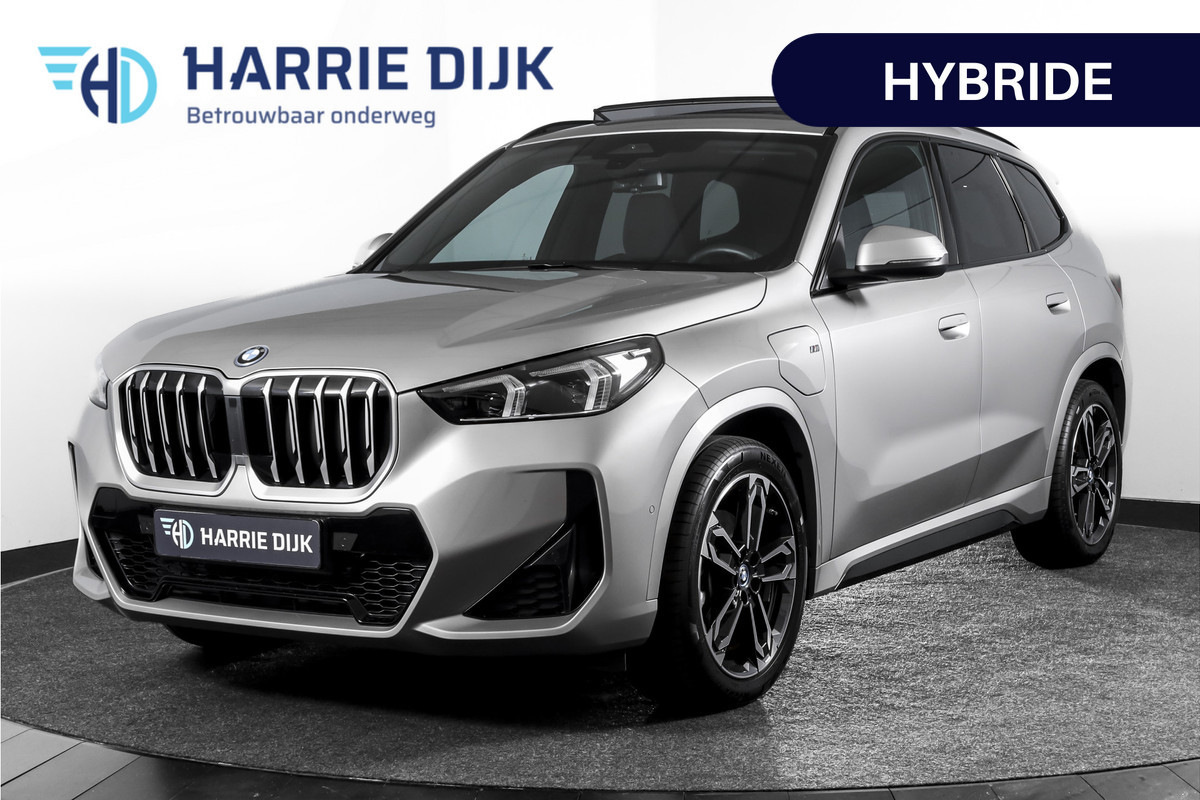BMW X1 xDrive25e 245 PK M-Sport | Premium Pack | S/K-Panodak | Elek. Trekhaak | Dig. Cockpit | Cruise | Stoelverw. | PDC | Camera | NAV+App. Connect | ECC | Elek. Klep | LM 19" | 2882