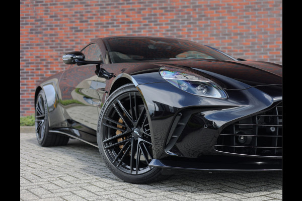 Aston Martin Vantage 4.0 V8 | Onyx Black