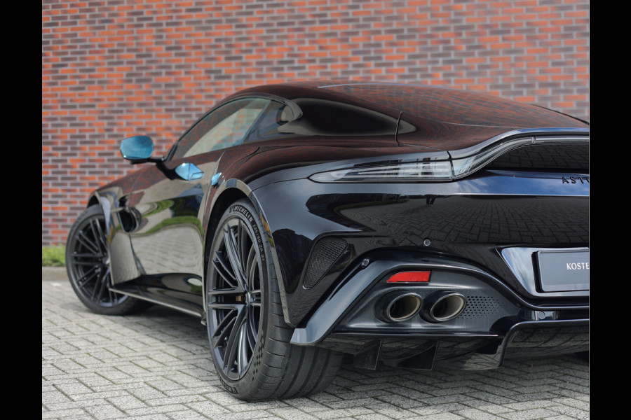 Aston Martin Vantage 4.0 V8 | Onyx Black