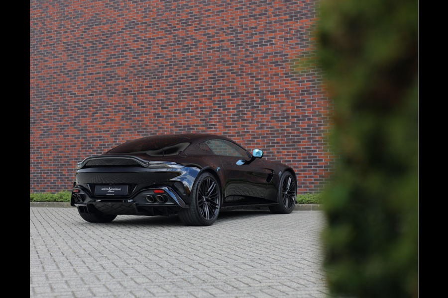 Aston Martin Vantage 4.0 V8 | Onyx Black