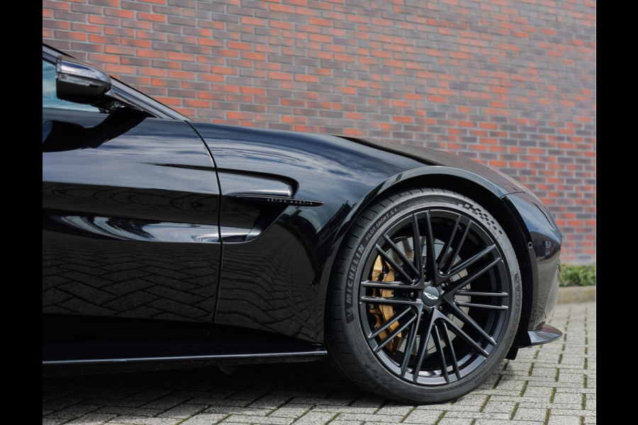 Aston Martin Vantage 4.0 V8 | Onyx Black