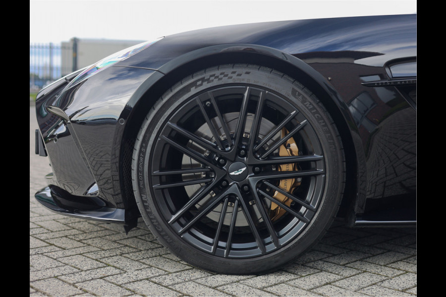 Aston Martin Vantage 4.0 V8 | Onyx Black