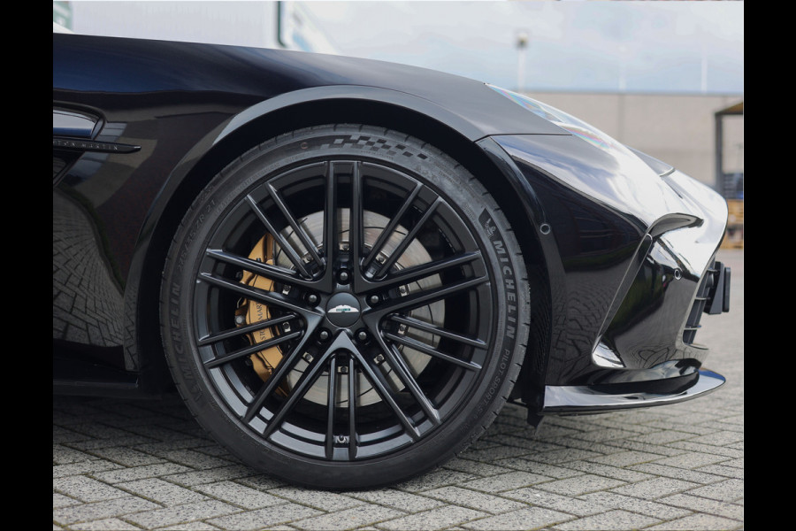 Aston Martin Vantage 4.0 V8 | Onyx Black