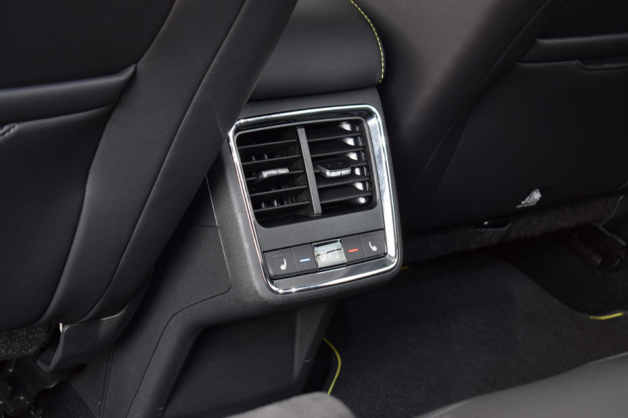 Škoda ENYAQ Coupé iV 80 RS | SOH: 95,1% | Pano | Memory | Alcantara | Matrix | Stuurverwarming
