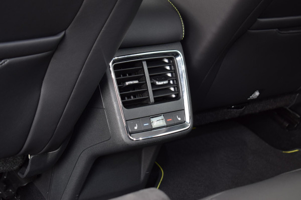 Škoda ENYAQ Coupé iV 80 RS | SOH: 95,1% | Pano | Memory | Alcantara | Matrix | Stuurverwarming