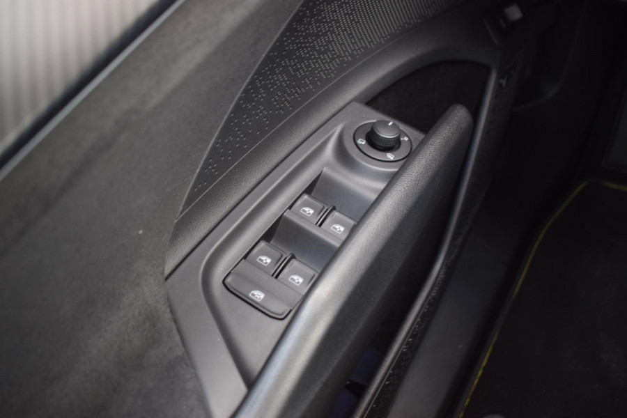 Škoda ENYAQ Coupé iV 80 RS | SOH: 95,1% | Pano | Memory | Alcantara | Matrix | Stuurverwarming