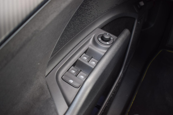 Škoda ENYAQ Coupé iV 80 RS | SOH: 95,1% | Pano | Memory | Alcantara | Matrix | Stuurverwarming