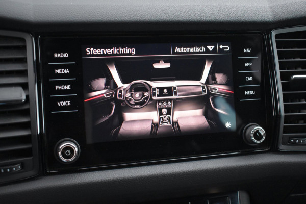 Škoda Kodiaq 1.5 TSI Sportline Business 7p. | TREKHAAK | CANTON | CAMERA | NAP | DEALER ONDERHOUDEN | KEYLESS | STOELVERWARMING