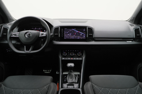 Škoda Karoq 1.5 TSI ACT Sportline Business Camera, Virtual Cockpit, Trekhaak, Canton Sound, Keyless, PDC