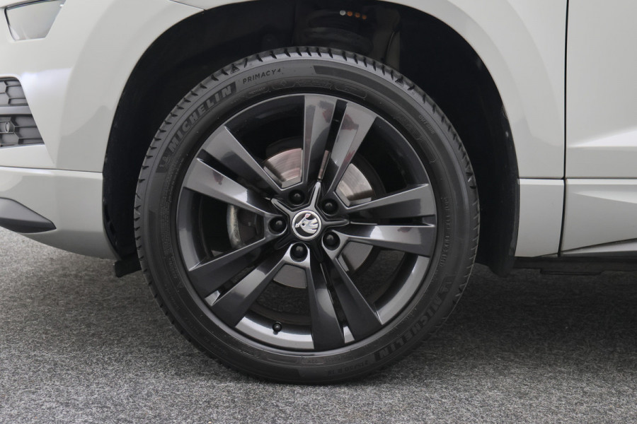 Škoda Karoq 1.5 TSI ACT Sportline Business Camera, Virtual Cockpit, Trekhaak, Canton Sound, Keyless, PDC
