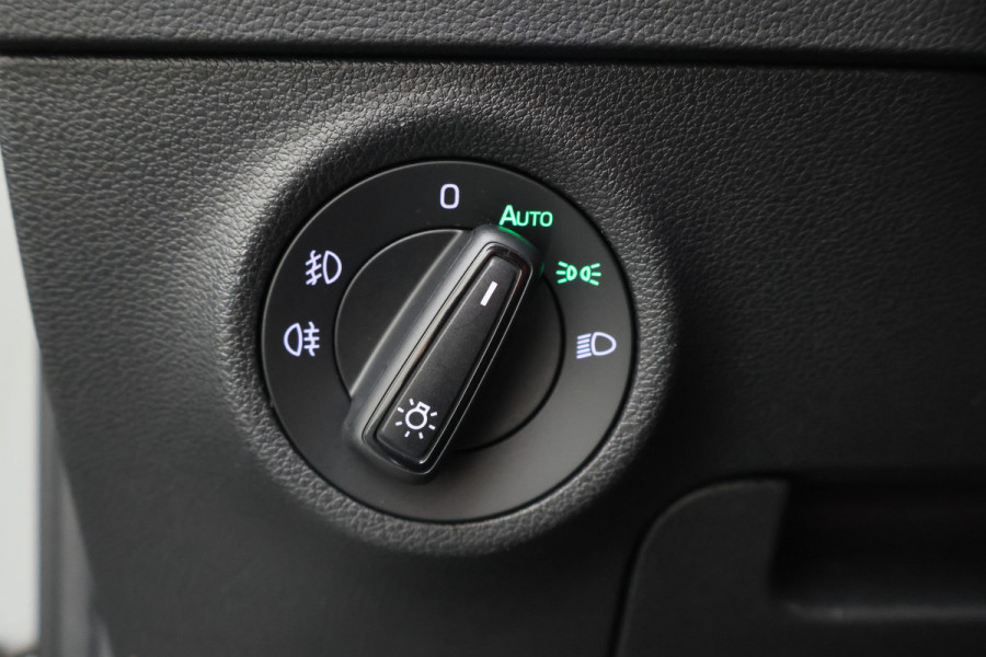 Škoda Karoq 1.5 TSI ACT Sportline Business Camera, Virtual Cockpit, Trekhaak, Canton Sound, Keyless, PDC