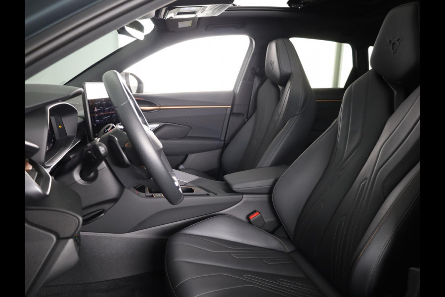 CUPRA Terramar 1.5 TSI e-Hybrid VZ America s CUP 272pk | Panoramadak | Trekhaak | 360° Camera | Elektrisch verstelbare voorstoelen | Lederen bekleding | Verwarmbare voorstoelen