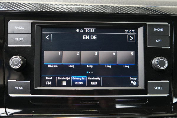 Volkswagen Polo 1.0 TSI Life - N.A.P. Airco, Cruise, PDC, Virtueel display, Carplay.