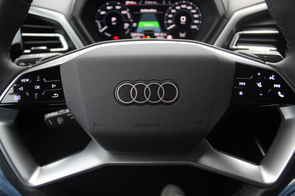 Audi Q4 e-tron 40 Advanced edition 77 kWh / SoH 92,1% / Trekhaak / Camera / Head-up / CarPlay / Matrix LED / 19'' / Warmtepomp / Dodehoek / DAB / ACC