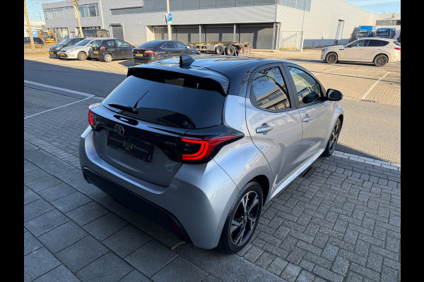 Toyota Yaris 1.5 Hybrid 115 Business plus Apple CarPlay
