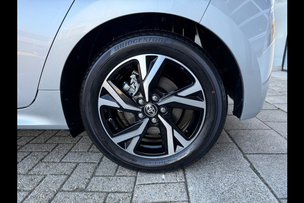 Toyota Yaris 1.5 Hybrid 115 Business plus Apple CarPlay