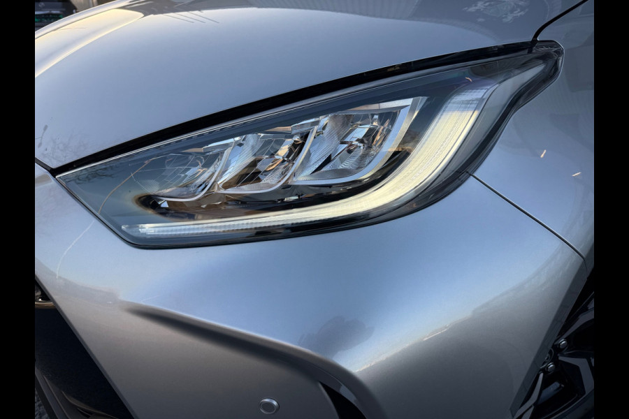 Toyota Yaris 1.5 Hybrid 115 Business plus Apple CarPlay